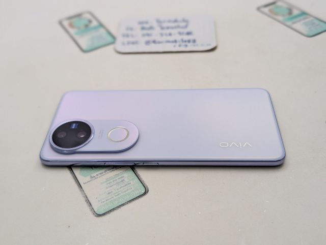 ขาย เทิร์น Vivo V50 5G Ram 12 Rom 256 ศูนย์ไทย สภาพสวย อุปกรณ์ครบยกกล่อง ประกันยาวถึงปี 70 เพียง 7,990 บาท ครับ รูปที่ 5