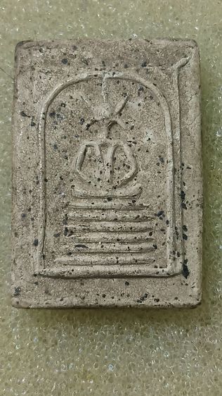 พระสมเด็จวัดเกศไชโย 6 ชั้นอกตลอด