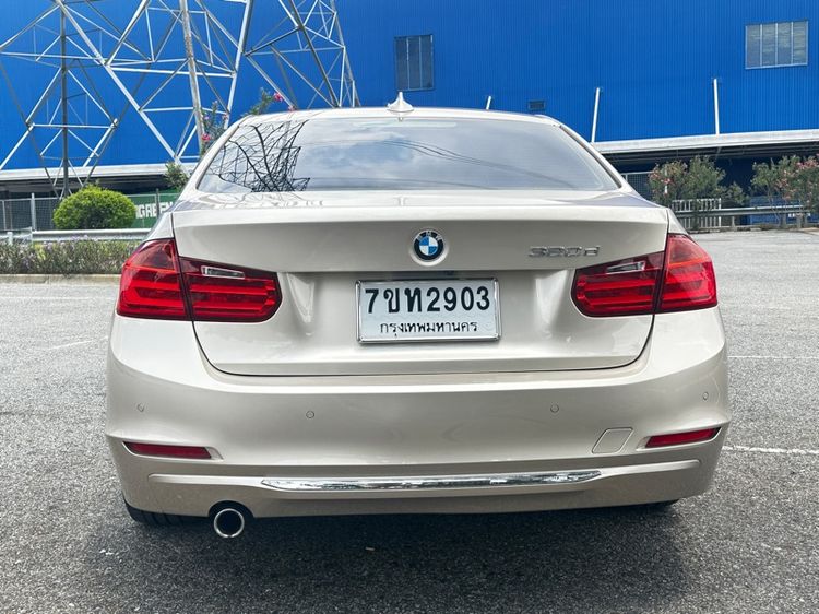 BMW Series 3 2013 320d Sedan ดีเซล ไม่ติดแก๊ส เกียร์อัตโนมัติ บรอนซ์ทอง รูปที่ 3