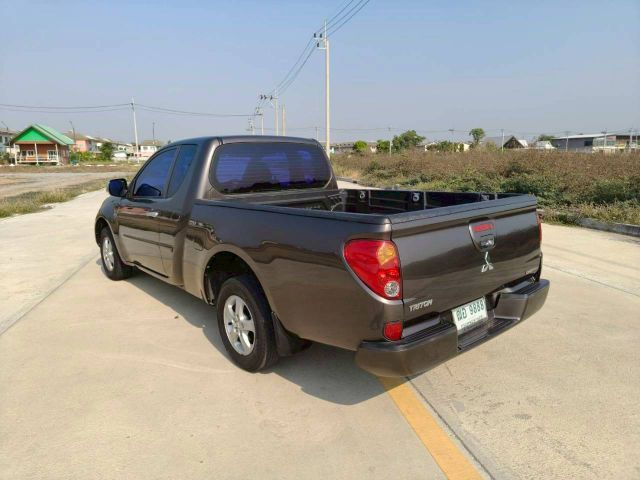 Mitsubishi Triton 2015 2.5 GLS Pickup ดีเซล เกียร์ธรรมดา น้ำตาล รูปที่ 2