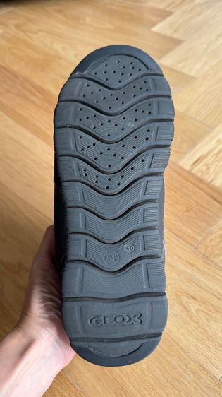 รองเท้า รูปที่ 4