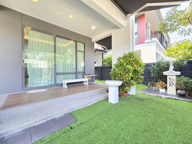 Sansiri มีบางส่วน 2026 ขายบ้านเดี่ยวสราญสิริ หลังมุม บิ้วท์อินครบทั้งหลังในราคาเพียง 6.19 ล้าน สภาพดีมาก เจ้าของดูแลอย่างดี พร้อมเคาน์เตอร์ครัวและหลังคาโรงรถ รูปที่ 3