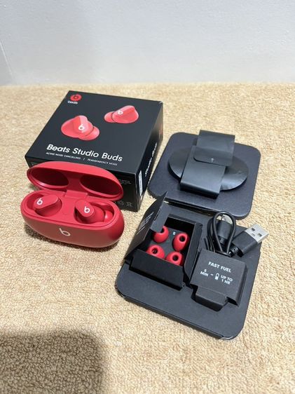 🎧 Beats Studio Buds สีแดง