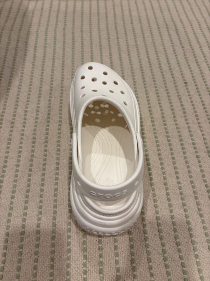 Crocs รุ่น stomp clog สีขาว ของแท้ ไซส์38-39 สภาพใหม่ รูปที่ 10