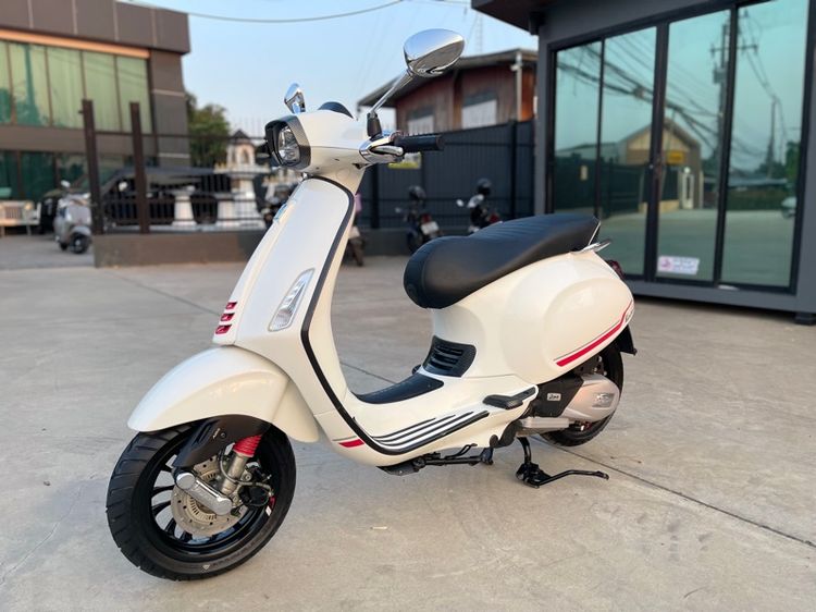 vespa sprint 150 รูปที่ 8