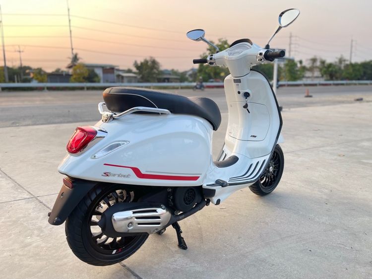 vespa sprint 150 รูปที่ 7