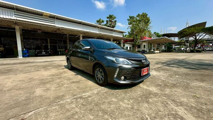 รถ Toyota Vios 1.5 Mid สี เทา
