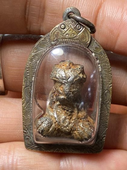 พระปืดตาเก่า