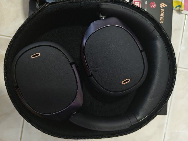 หูฟังคุณภาพ Edifier WH950NB

 รูปที่ 2