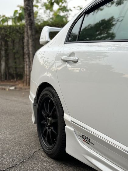 Honda Civic 2009 1.8 E i-VTEC Sedan เบนซิน ไม่ติดแก๊ส เกียร์อัตโนมัติ ขาว รูปที่ 3