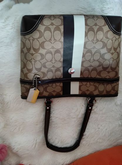 coach รูปที่ 2