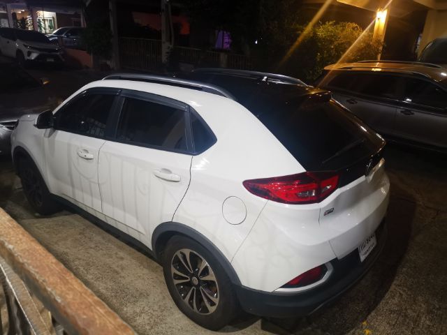 รถ MG GS 1.5 X สี ขาว