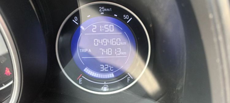 Honda Jazz 2019 1.5 V Plus i-VTEC Sedan เบนซิน ไม่ติดแก๊ส เกียร์อัตโนมัติ ขาว รูปที่ 2