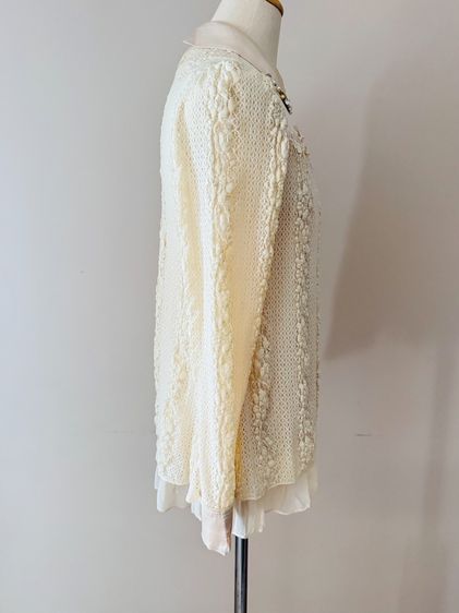 Hand Embrodral Top Longsleeve Crinkle Lace Top Floral Vertical Lining Crew Neck Crystal decorated Tip Ruffle Linen in Gold Brown color รูปที่ 4