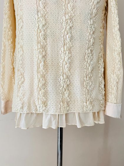 Hand Embrodral Top Longsleeve Crinkle Lace Top Floral Vertical Lining Crew Neck Crystal decorated Tip Ruffle Linen in Gold Brown color รูปที่ 10