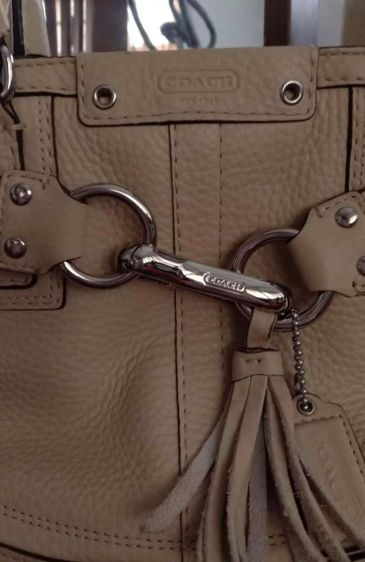 กระเป๋า รุ่น Coach Hampton Pebble Leather Carryall 

ราคามือ 2 สภาพดี
ราคา  3000 บาท รูปที่ 3