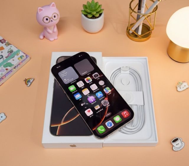 iphone 16 pro max 256gb มือ2 สวย ครบ กล่อง