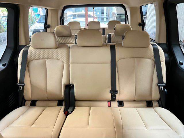 Hyundai Staria 2022 2.2 SEL Van ดีเซล ไม่ติดแก๊ส เกียร์อัตโนมัติ ดำ รูปที่ 3
