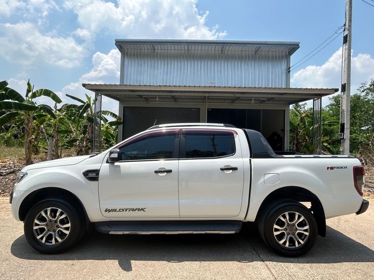Ford Ranger 2015 2.2 Hi-Rider Wildtrak TDCi Pickup ดีเซล เกียร์อัตโนมัติ ขาว รูปที่ 2