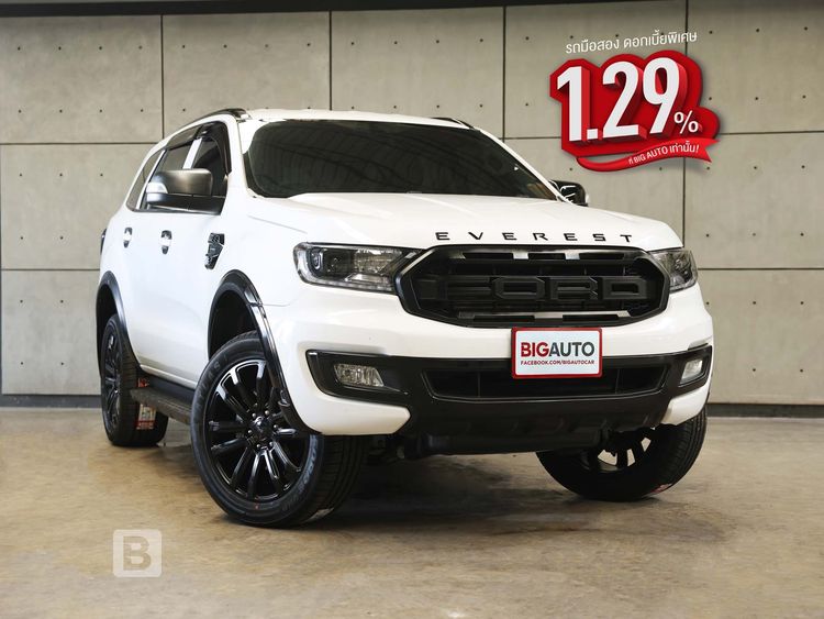 รถ Ford Everest 2.0 Titanium Sport สี ขาว