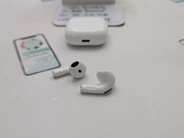 ขาย เทิร์น AirPods 4 ศูนย์ไทย สภาพสวย อุปกรณ์ครบยกกล่อง ประกันเหลือ เพียง 2,790 บาท เท่านั้น ครับ  รูปที่ 3