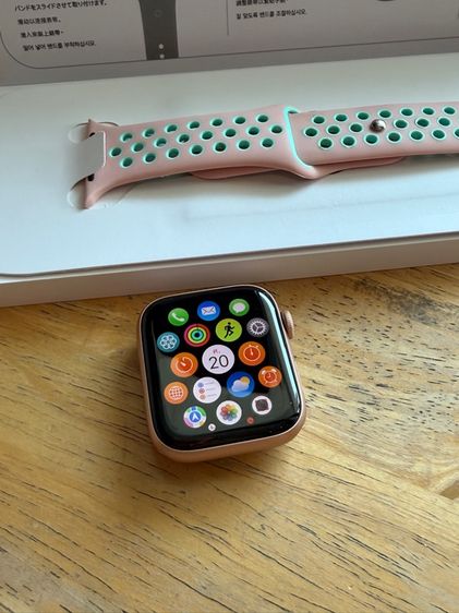  Apple Watch   S5 Nike 44 mm GPS -LTe ใช้ซิมได้ ตัวเรือนสภาพสวยๆ  รูปที่ 4