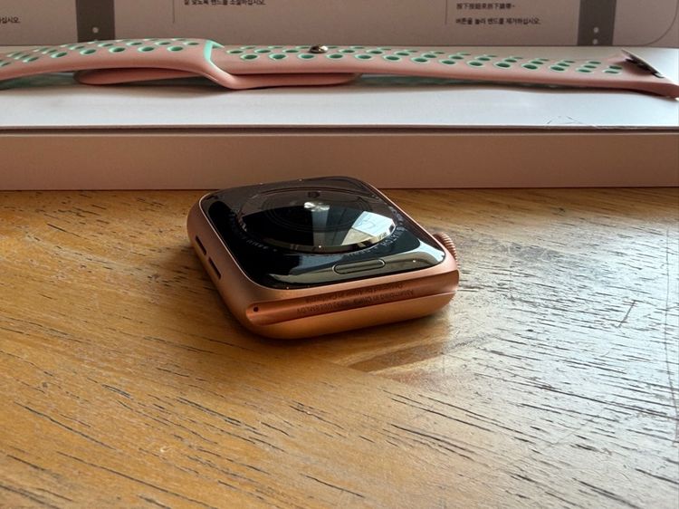  Apple Watch   S5 Nike 44 mm GPS -LTe ใช้ซิมได้ ตัวเรือนสภาพสวยๆ  รูปที่ 10