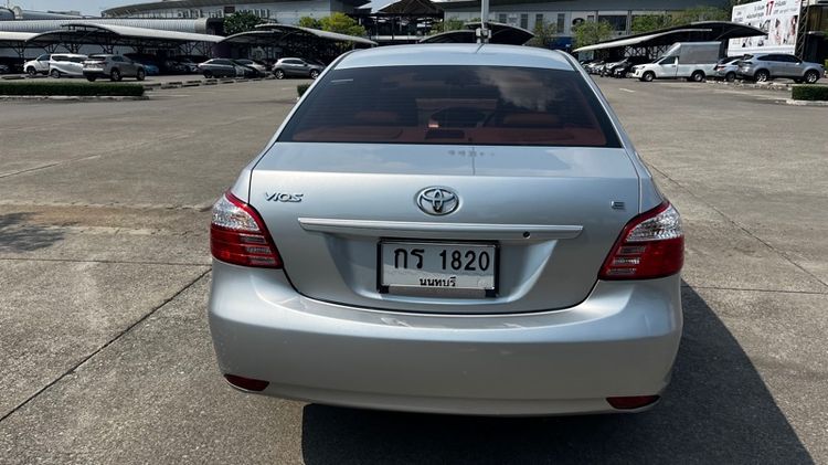 Toyota Vios 2012 1.5 E Sedan เบนซิน ไม่ติดแก๊ส เกียร์ธรรมดา บรอนซ์เงิน รูปที่ 4