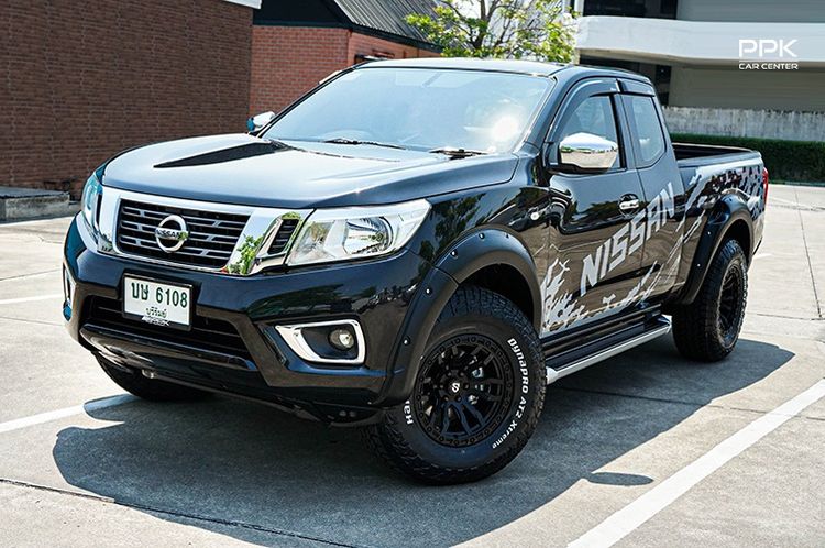 รถ Nissan NP300-NAVARA 2.5 E สี ดำ