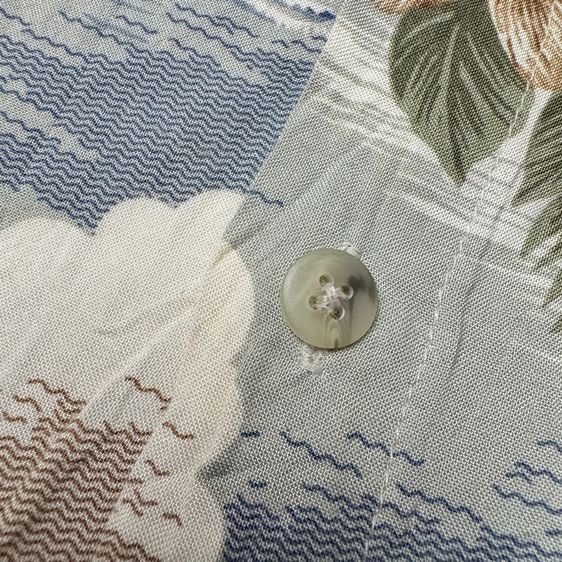 เสื้อฮาวายลายดอก​ Pierre Cardin ผ้า Rayon Size M รูปที่ 5