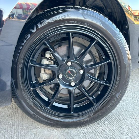 Toyota Yaris ATIV 2019 1.2 E Sedan เบนซิน ไม่ติดแก๊ส เกียร์อัตโนมัติ ดำ รูปที่ 4