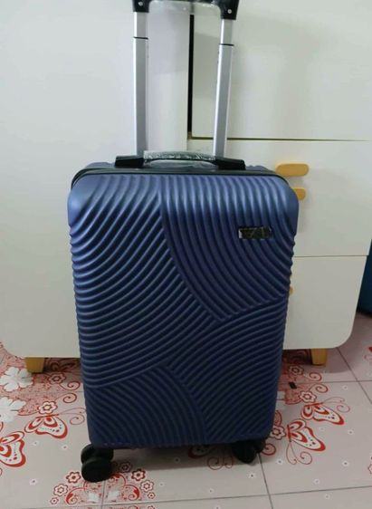 กระเป๋าเดินทางล้อลาก 20"