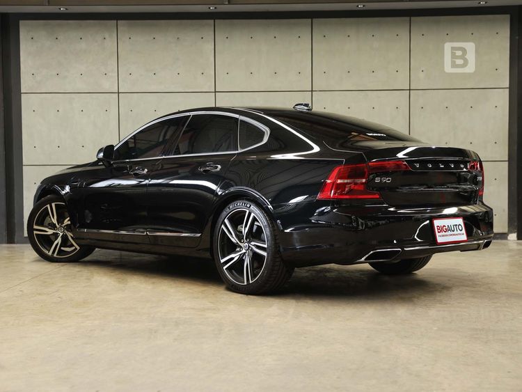 Volvo S90 2018 2.0 T8 Inscription 4WD Sedan เบนซิน ไม่ติดแก๊ส เกียร์อัตโนมัติ ดำ รูปที่ 4