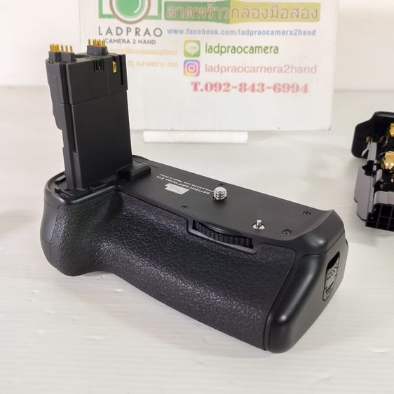 กริป Grip for Canon 70D  80D  90D ของใหม่ซื้อมาเก็บ ใหม่เหมือนมือ 1  รูปที่ 4