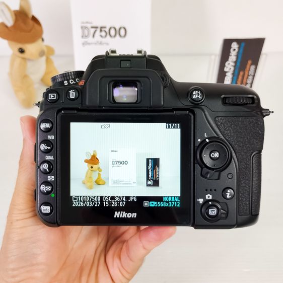 ชุดใหญ่จบ Nikon D7500 Lens 18-140mm.ชัตเตอร์ 4 พัน ครั้ง เหมือนของใหม่ ชัตเตอร์น้อยมาก ไม่มีตำหนิใดๆ  รูปที่ 8