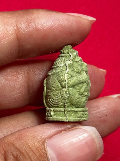 พญาพาลีผู้ชนะ รุ่นฉลองมงคล ๘๔ เนื้อผงฟ้าทะลายโจร หลวงปู่หงษ์ พรหมปัญโญ วัดเพชรบุรี จ. สุรินทร์ ปี 2544 รูปที่ 4