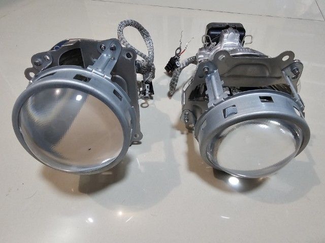 ไฟหน้าโปรเจคเตอร์ซีนอน camry acv51 พน้อมไฟหรี่