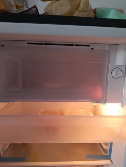 ตู้เย็น toshiba ขนาด 5.2 คิว สภาพใหม่ เพิ่งซื้อมาใช้งานได้แค่ 2 เดือน รูปที่ 4