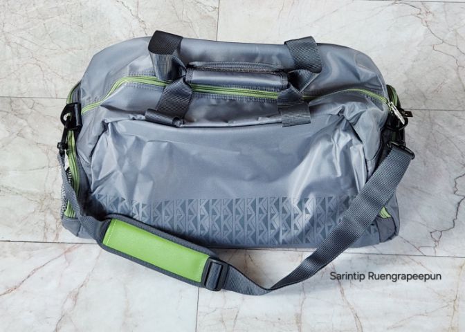 KASIKORNTHAI Duffle Bag กระเป๋าเดินทาง กระเป๋ากีฬา กระเป๋าเข้ายิม อเนกประสงค์