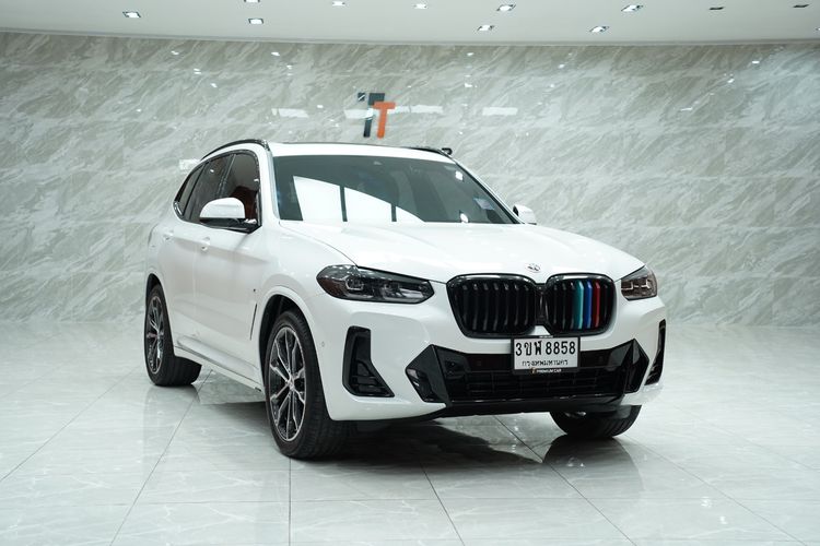 รถ BMW X3 2.0 xDrive20d 4WD สี ขาว