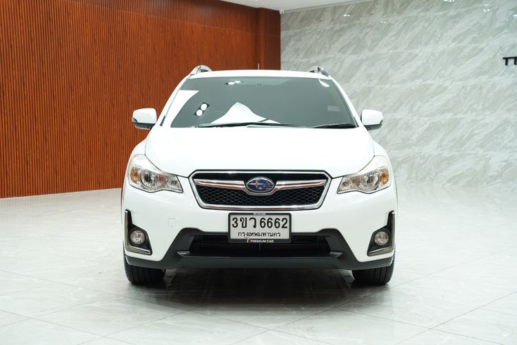 Subaru XV 2017 2.0 XV 4WD Utility-car เบนซิน เกียร์อัตโนมัติ ขาว รูปที่ 2