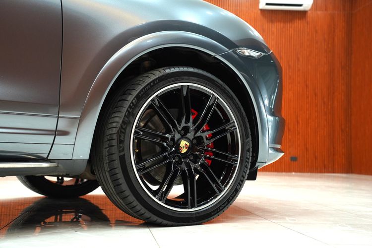 Porsche Cayenne 2014 3.0 S E-Hybrid 4WD Utility-car ไฮบริด เกียร์อัตโนมัติ เทา รูปที่ 2