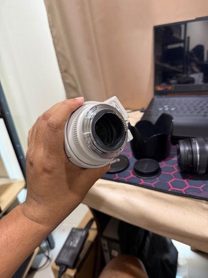 Canon EF 70-200mm f2.8L สภาพดี ไม่รา ไม่ฝ้า ใช้งานเต็มระบบ โฟกัสไว ไม่ผิดหวัง สอบถามเพิ่มเติมได้คัฟ รูปที่ 8