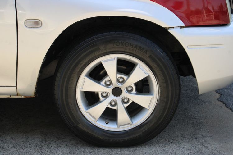 Mitsubishi L200-Strada 2004 รุ่นย่อยอื่นๆ Pickup ดีเซล ไม่ติดแก๊ส เกียร์ธรรมดา แดง รูปที่ 3