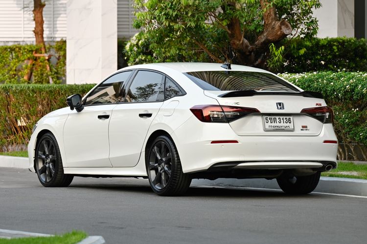 Honda Civic 2024 2.0 eHEV RS Sedan เบนซิน ไม่ติดแก๊ส เกียร์อัตโนมัติ ขาว รูปที่ 3