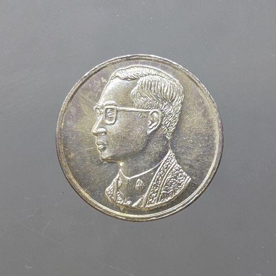 เหรียญคุ้มเกล้า เนื้อเงิน พิมพ์เล็ก หายาก 2522 นิยม หายาก รูปที่ 4