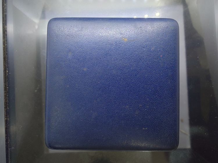 เหรียญที่ระลึกความสัมพันธ์ 100 ปี ไทย-ญี่ปุ่น เนื้อทองแดง ขนาด 7 ซ.ม. ปี2530 พร้อมกล่องหนังเดิม รูปที่ 9