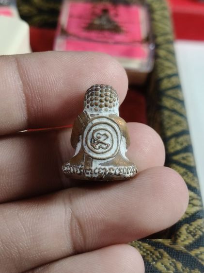 พระปิดตา รุ่นรวยทันใจ หลวงพ่อวิชัยวัดหัวเด่น ปี 2569 เนื้อทองแดง รูปที่ 2