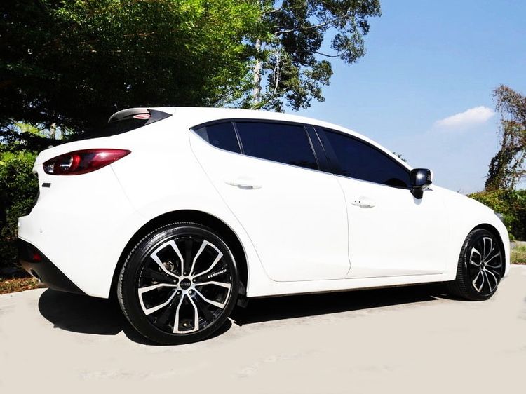 Mazda Mazda3 2015 2.0 SP Sports Sedan เบนซิน ไม่ติดแก๊ส เกียร์อัตโนมัติ ขาว รูปที่ 4