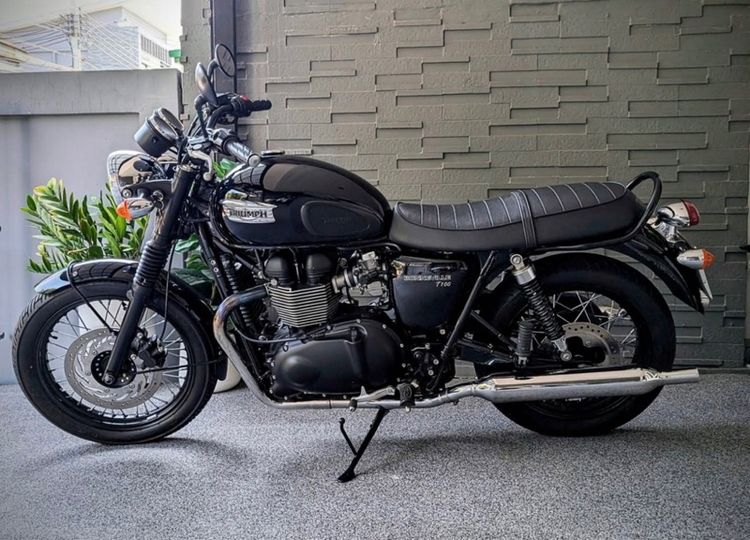 Triumph T100 Black 2015 รูปที่ 2